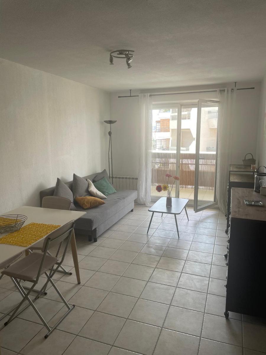 Appartement 2 pièces - 43m² - MARSEILLE  - 10ème