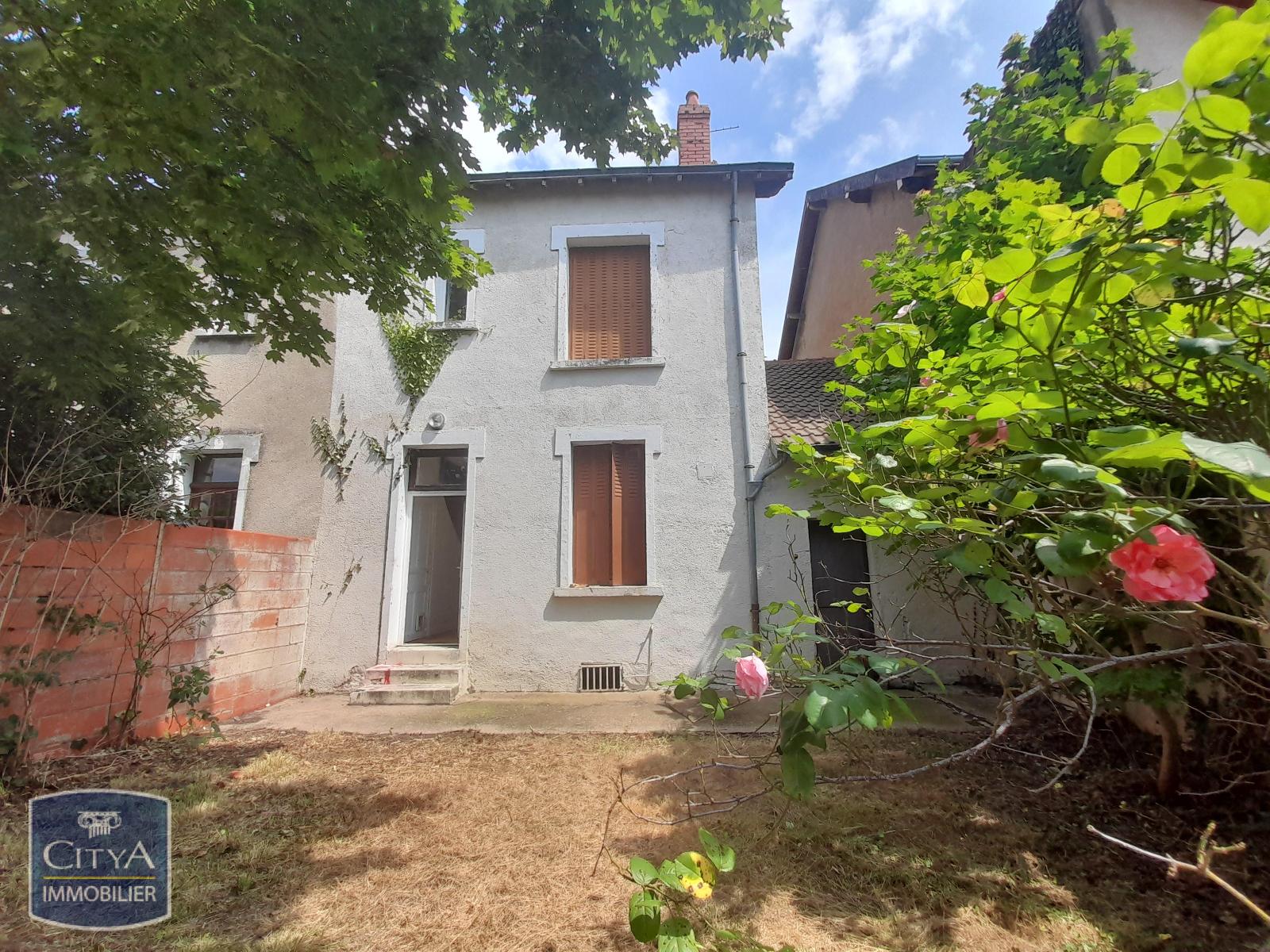 Maison 3 pièces - 74m² - CHATEAUROUX