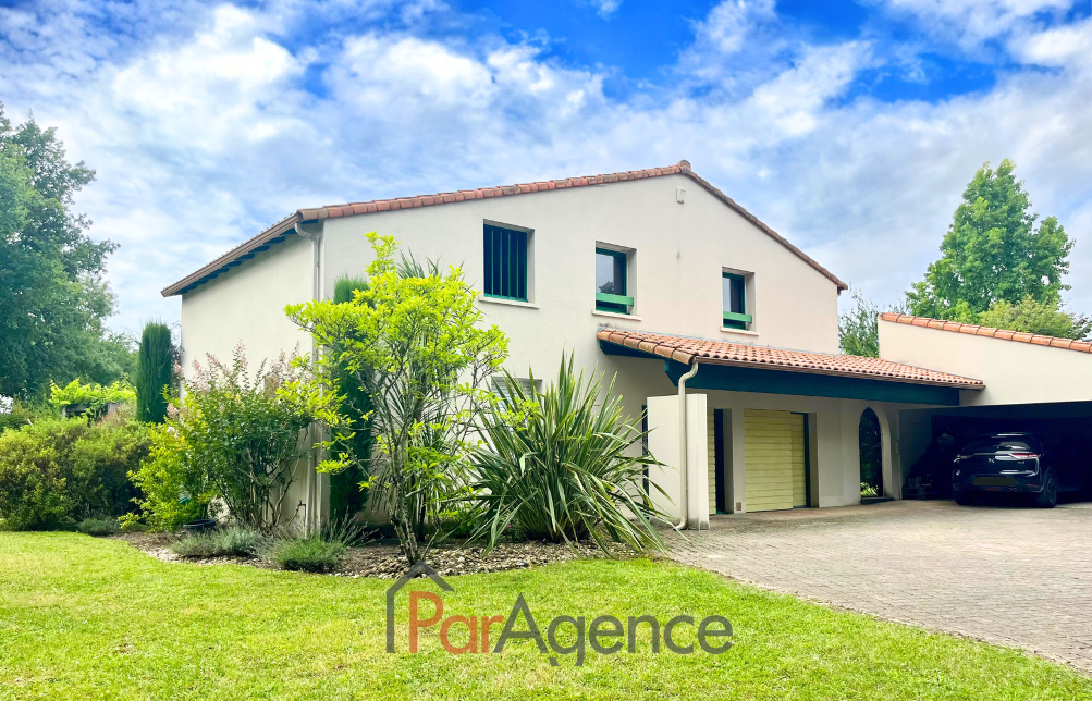 Maison 6 pièces - 250m² - ST SULPICE DE ROYAN