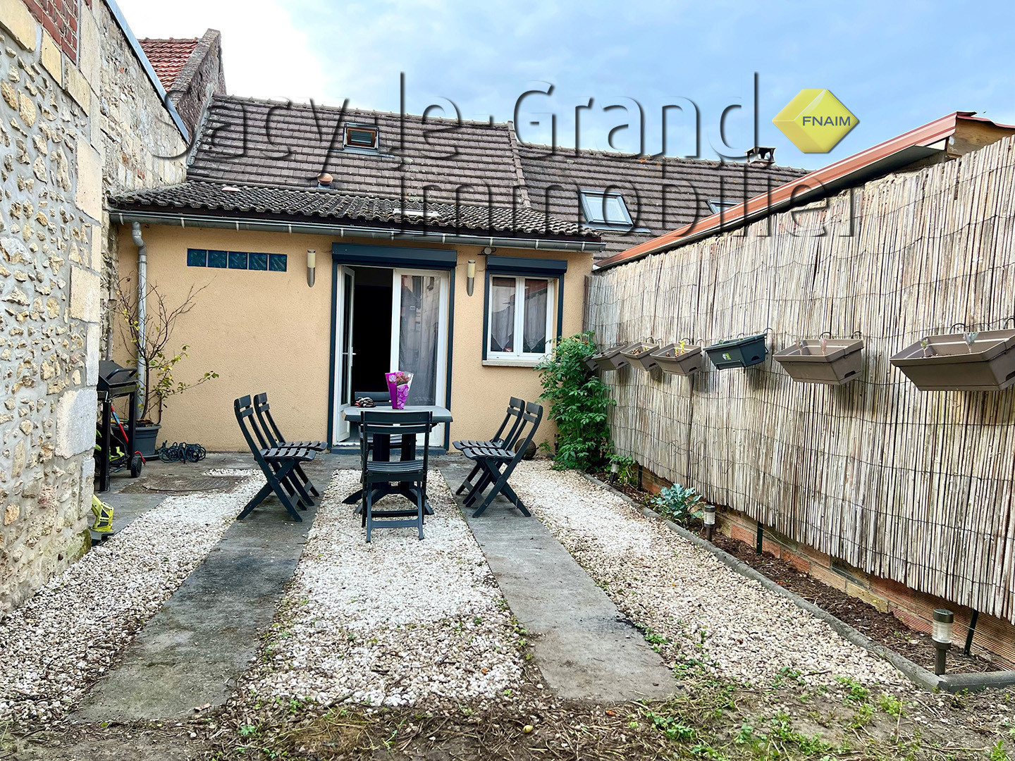 Maison 2 pièces - 42m² - SACY LE GRAND