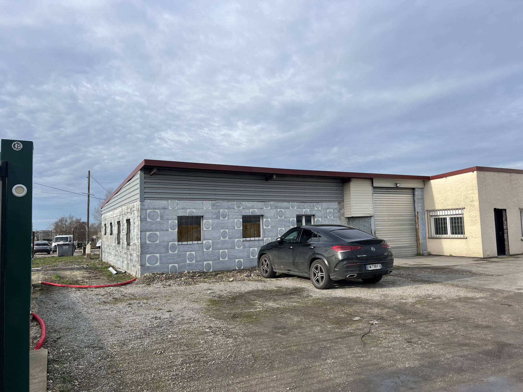 Local industriel  - 160m² - NOEUX LES MINES