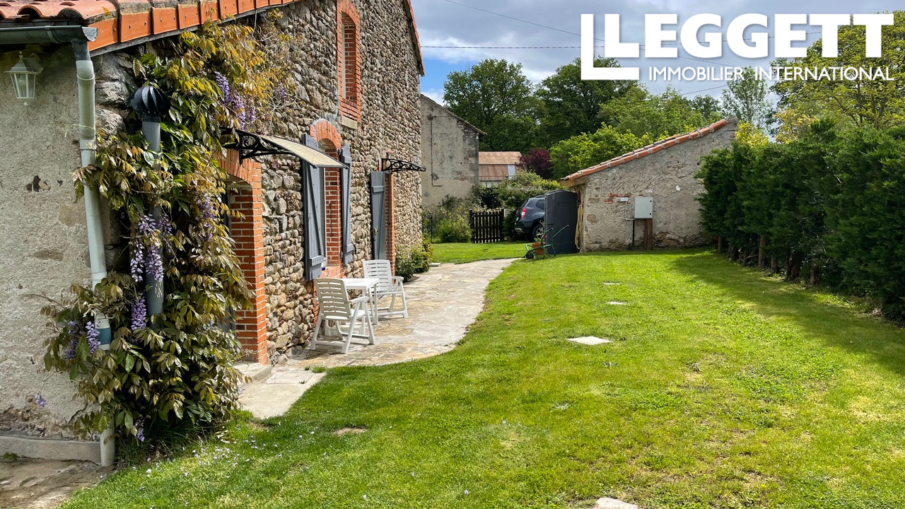 Maison 6 pièces - 94m² - LATHUS ST REMY