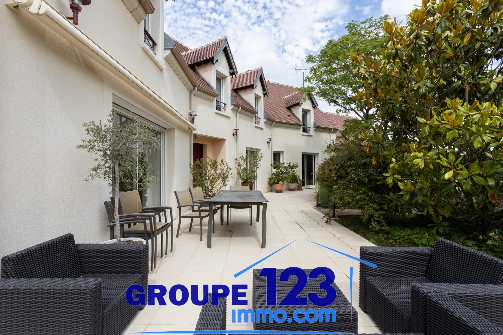 Maison 7 pièces - 286m² - CHAMPLAY