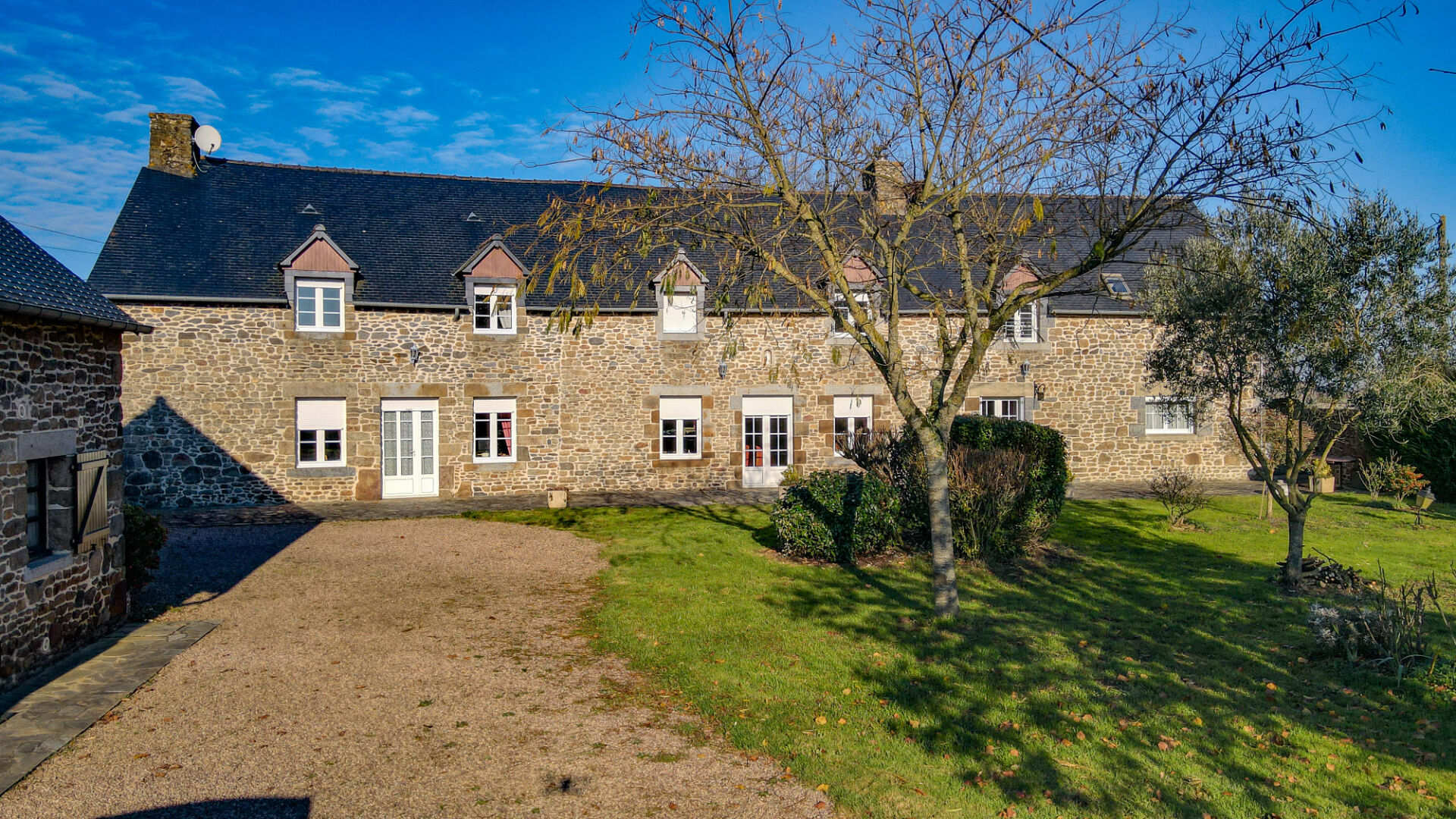 Maison 8 pièces - 290m²