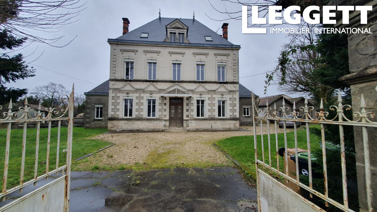 Maison 8 pièces - 265m² - COUTRAS