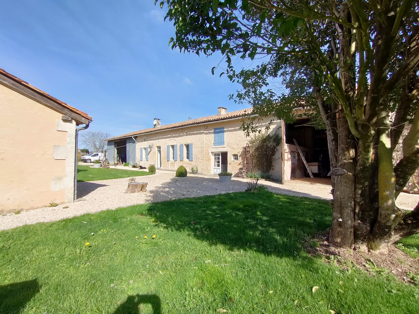 Maison 6 pièces - 144m² - VANZAC