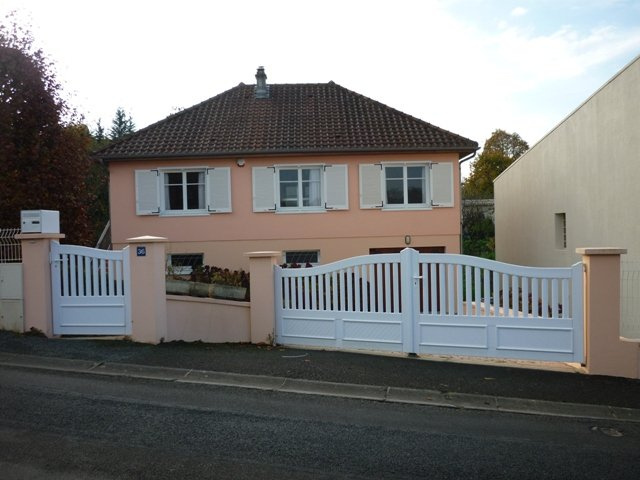 Maison 4 pièces - 78m² - ST YRIEIX LA PERCHE