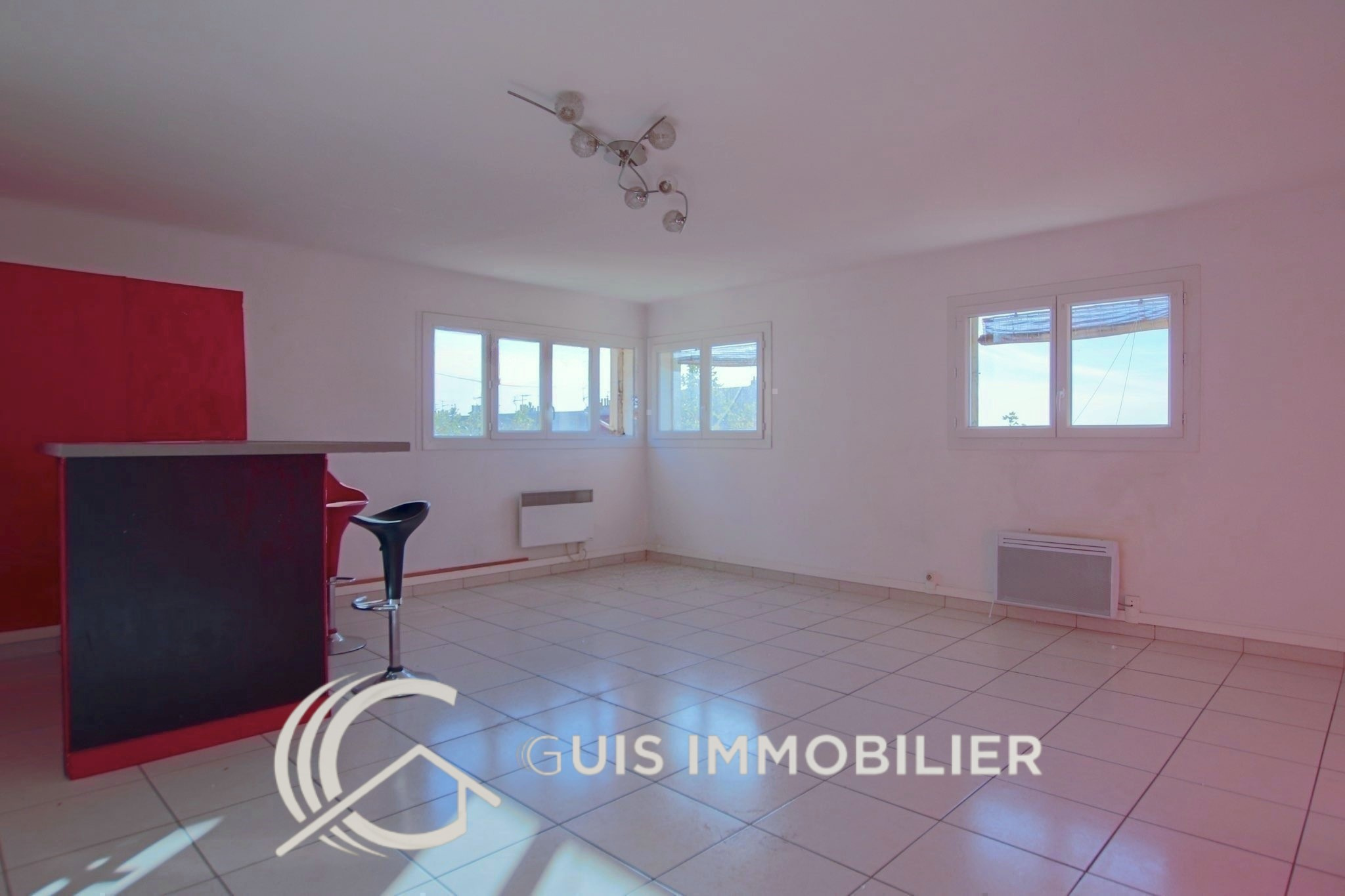 Appartement 2 pièces - 52m² - MARSEILLE  - 12ème