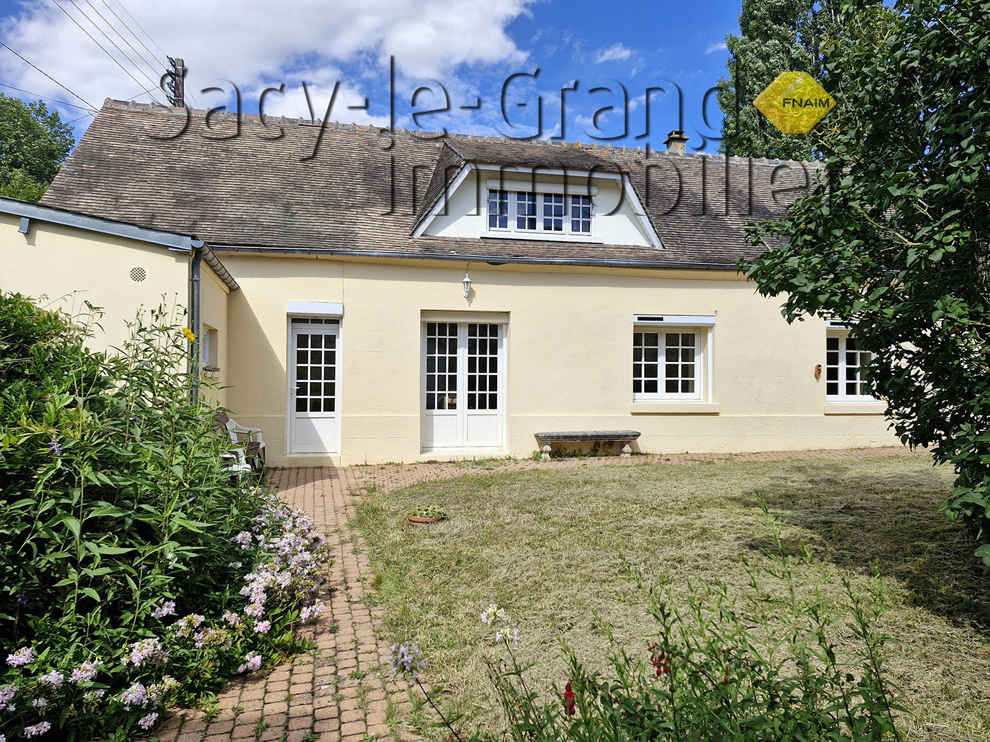 Maison 5 pièces - 147m² - SACY LE GRAND