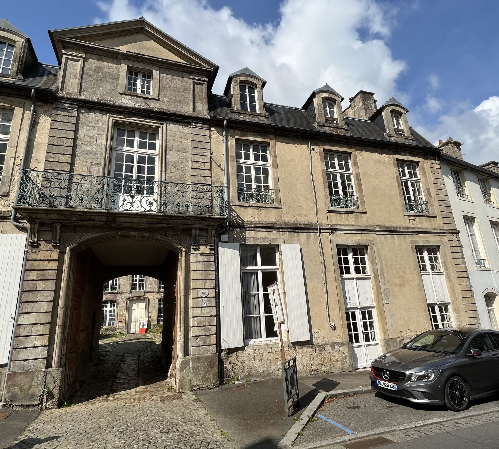 Maison 7 pièces - 215m² - VALOGNES