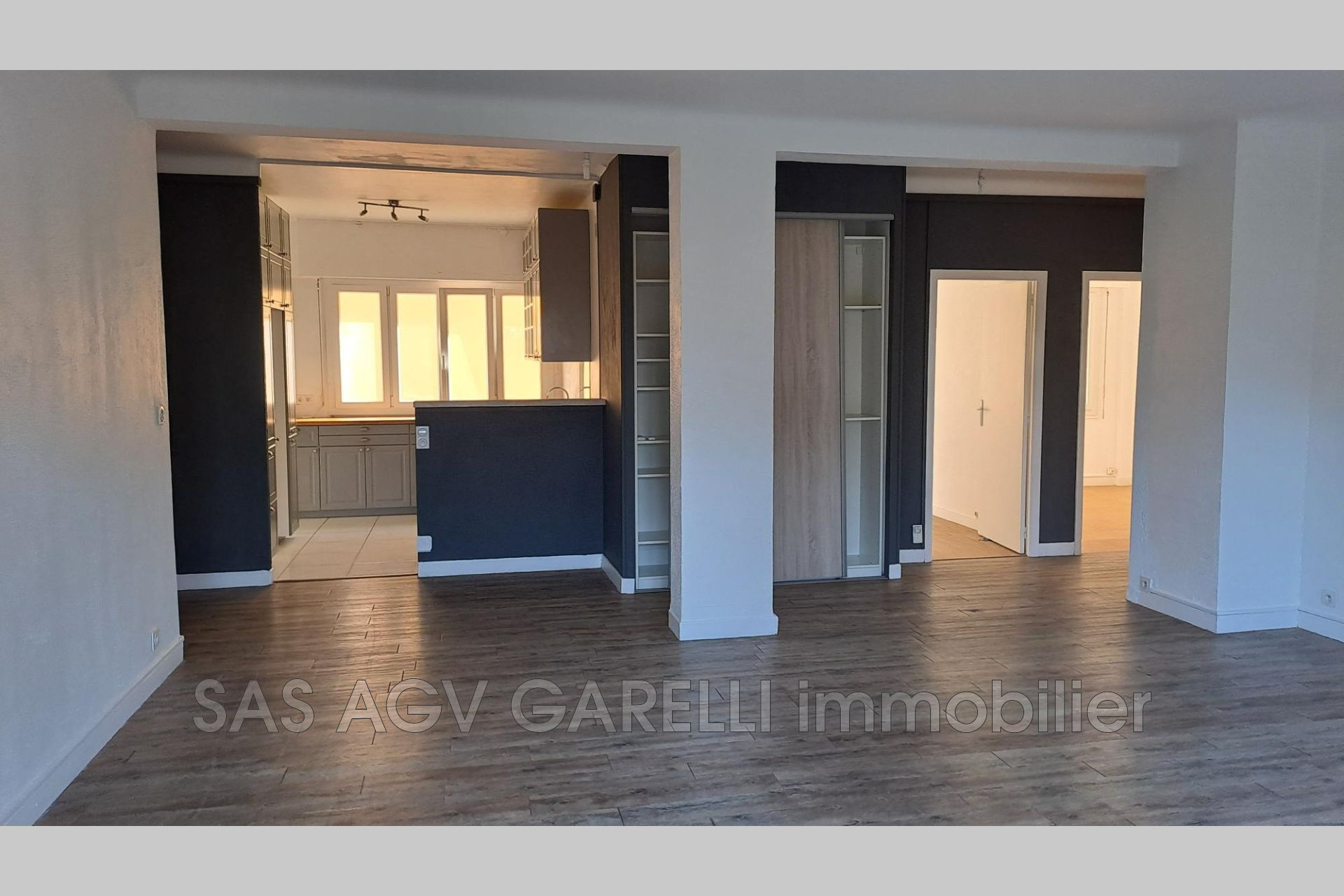 Appartement  - 85m² - TOULON