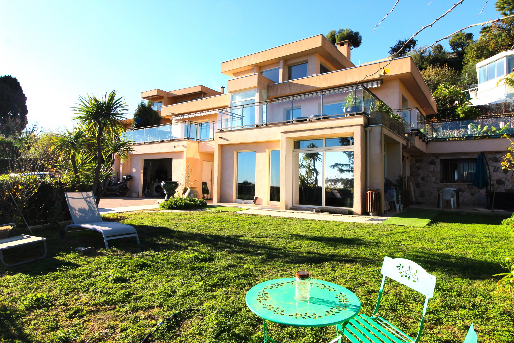 Maison 5 pièces - 210m² - ROQUEBRUNE CAP MARTIN