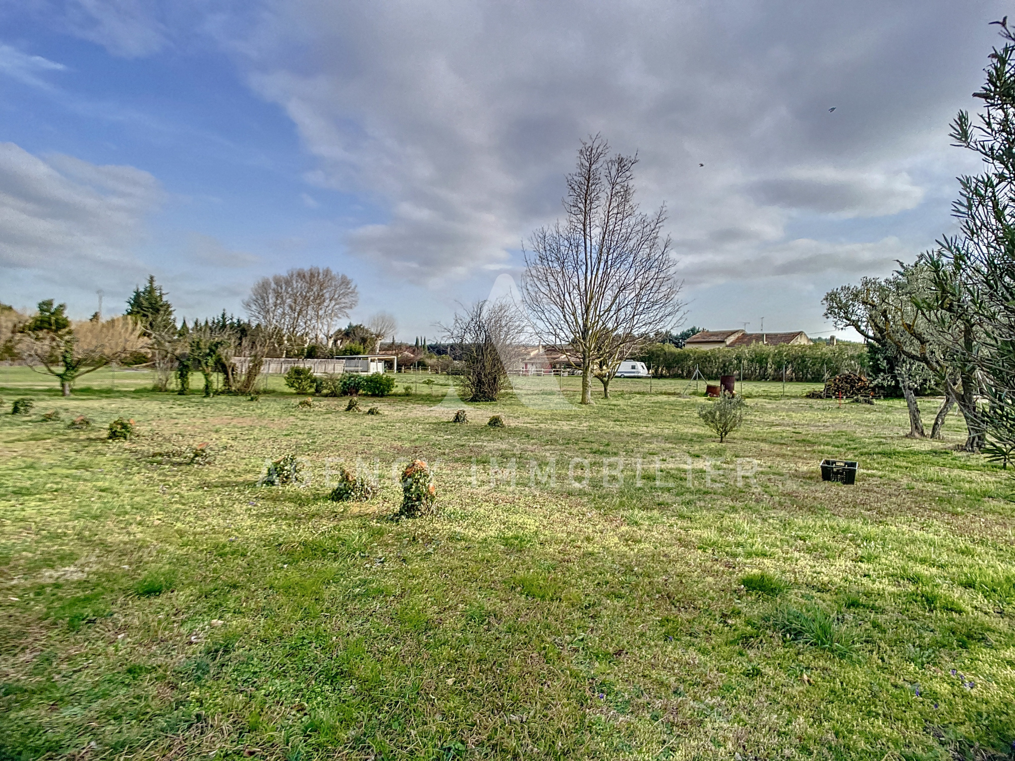 Terrain  - 641m² - CHATEAURENARD