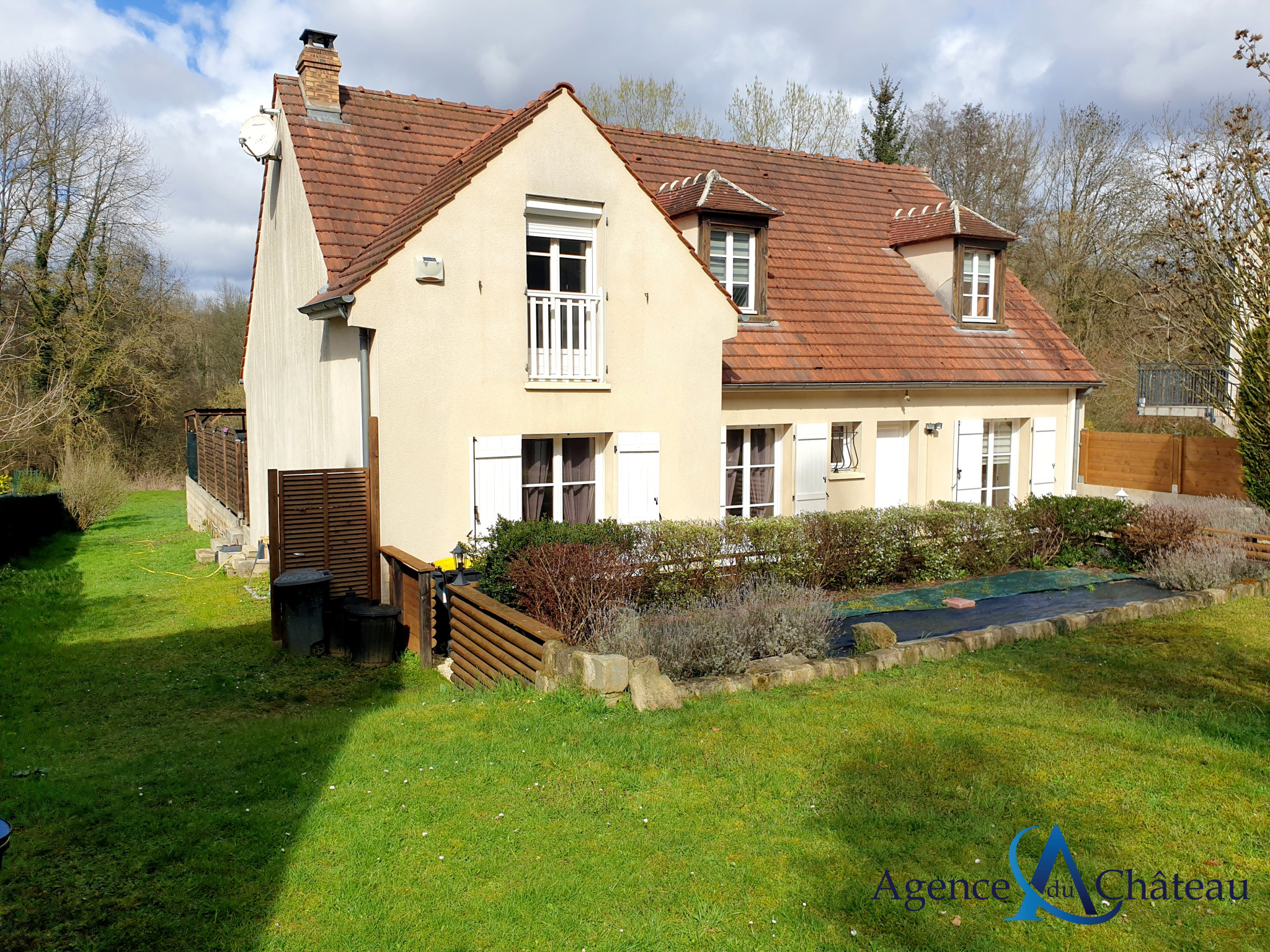 Maison 7 pièces - 146m² - COMPIEGNE