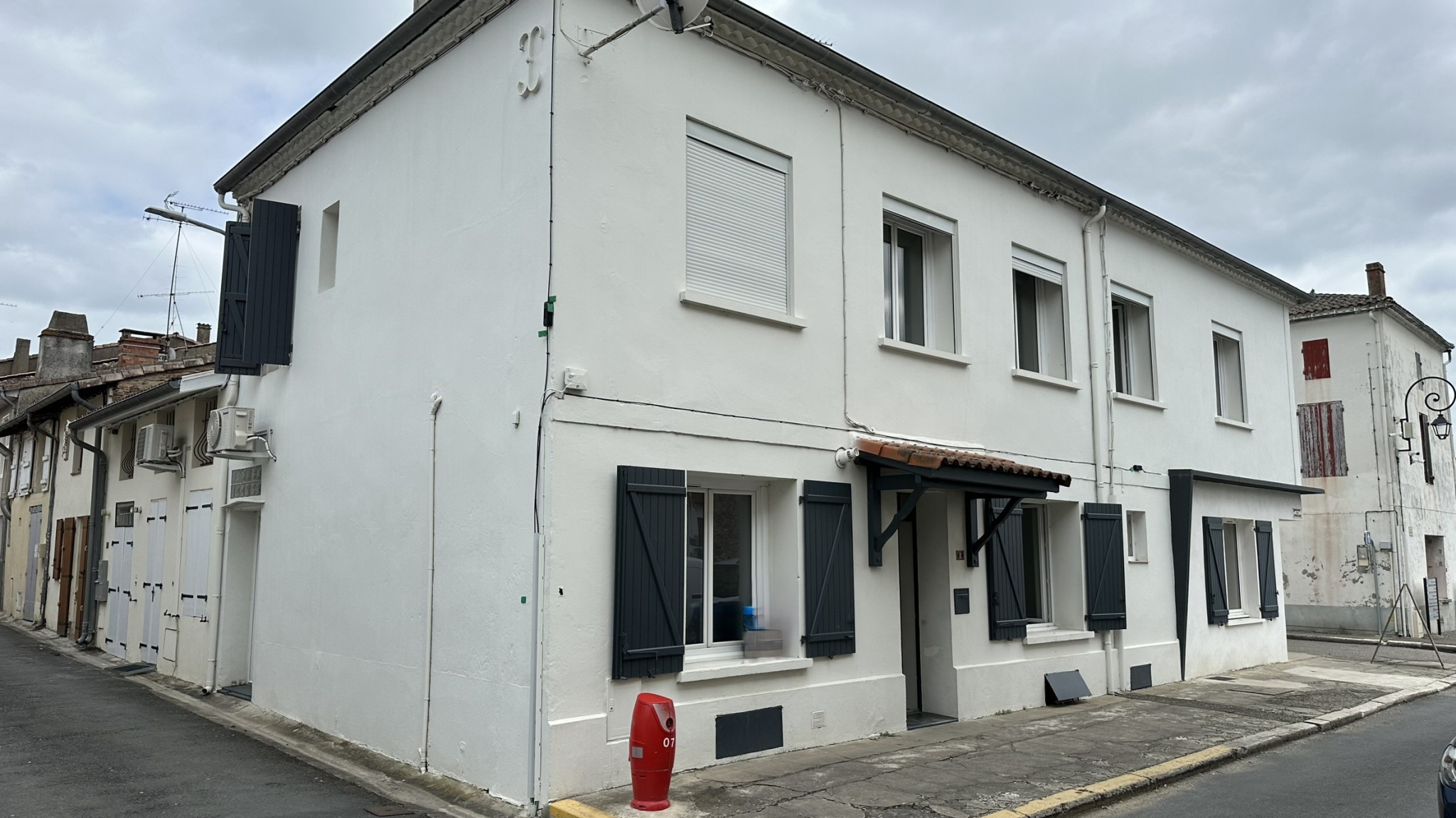 Maison 8 pièces - 230m² - DAMAZAN