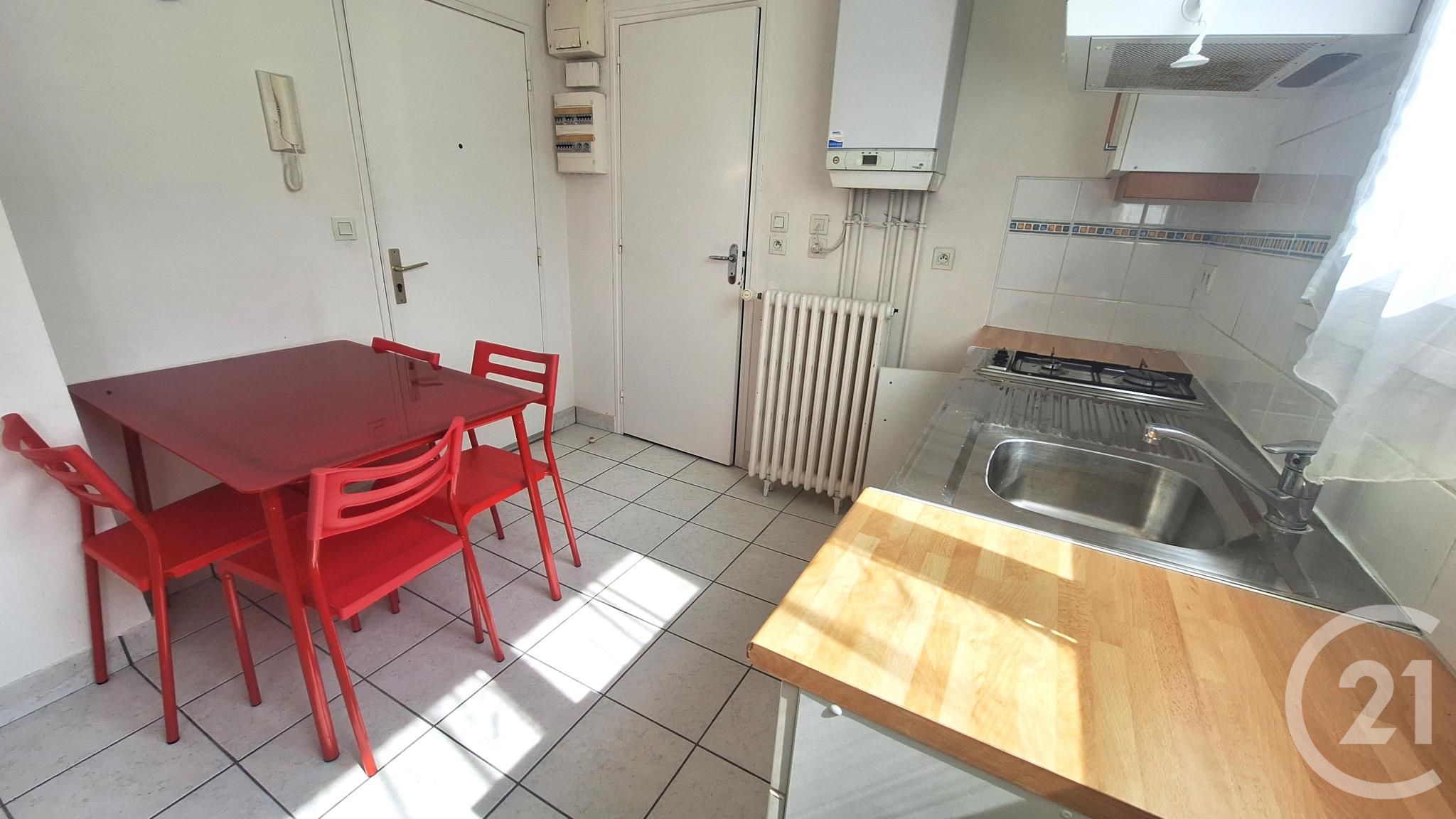 Appartement 1 pièce - 25m² - CHATEAUROUX