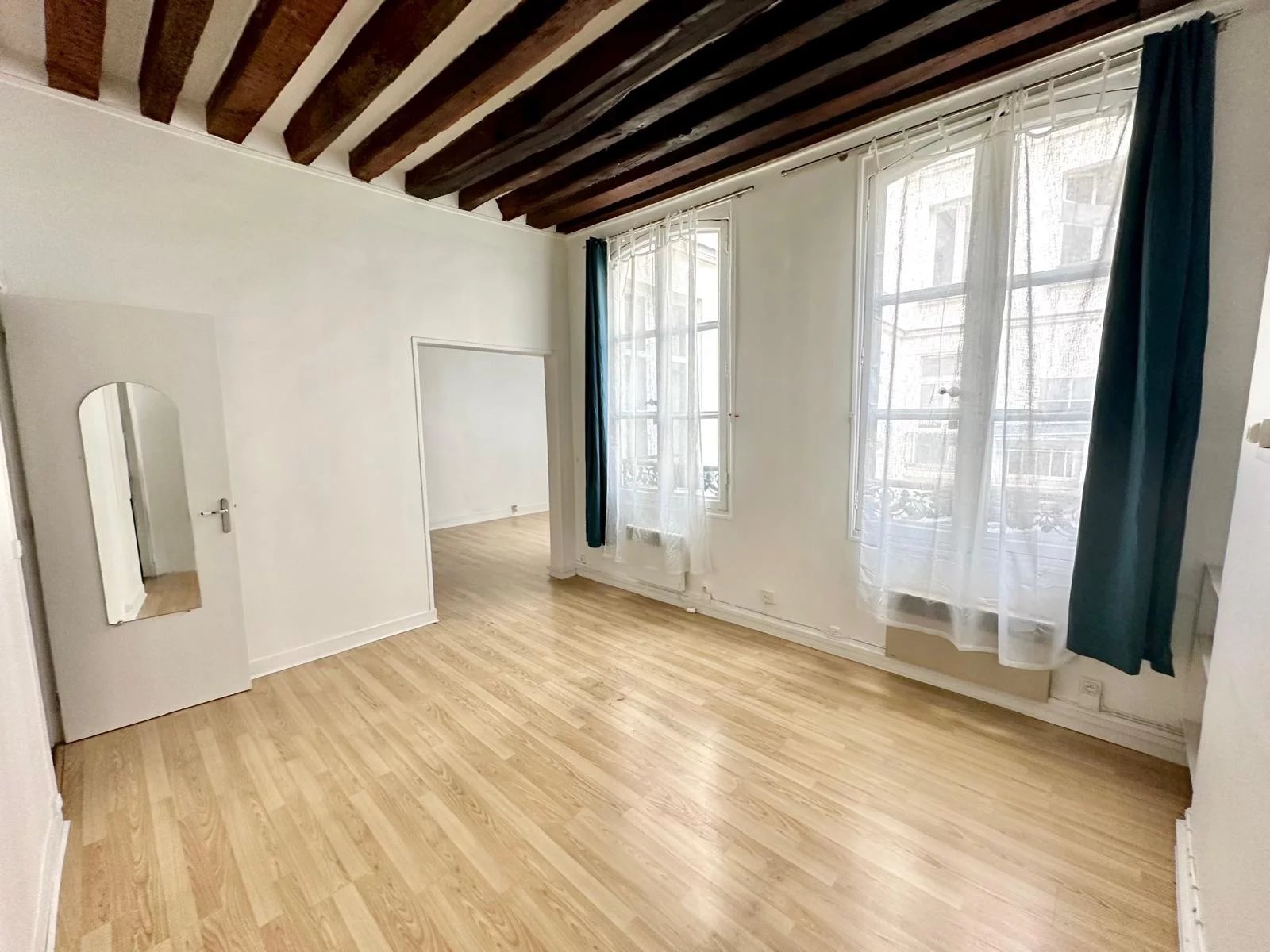 Appartement 2 pièces - 38m² - PARIS  - 3ème