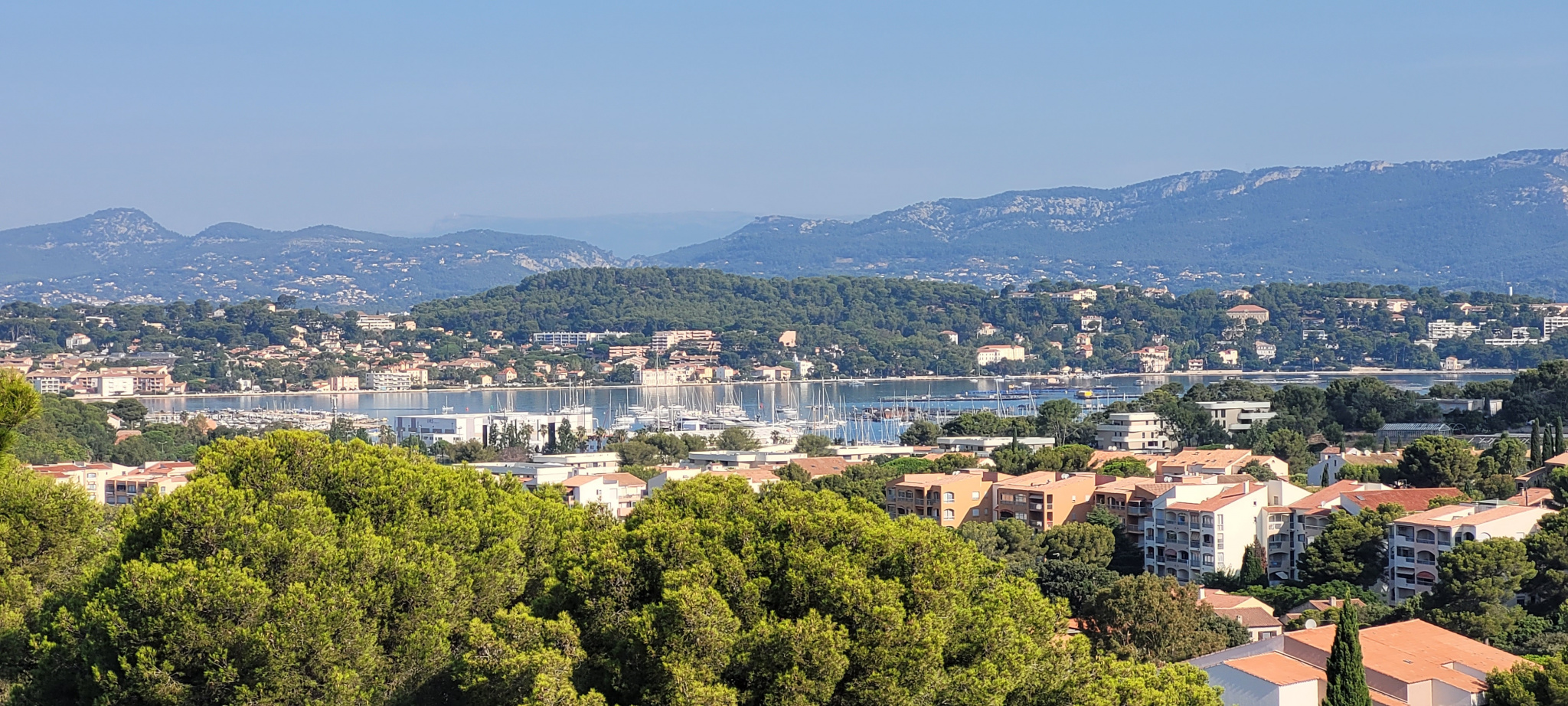 Appartement 2 pièces - 31m² - ST MANDRIER SUR MER