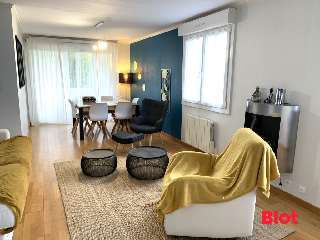 Appartement 5 pièces - 105m² - LE RHEU