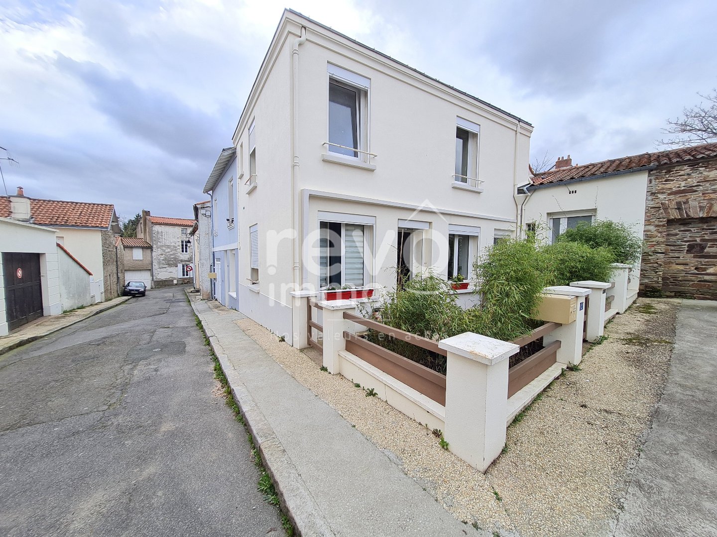 Maison 5 pièces - 112m² - LE CELLIER