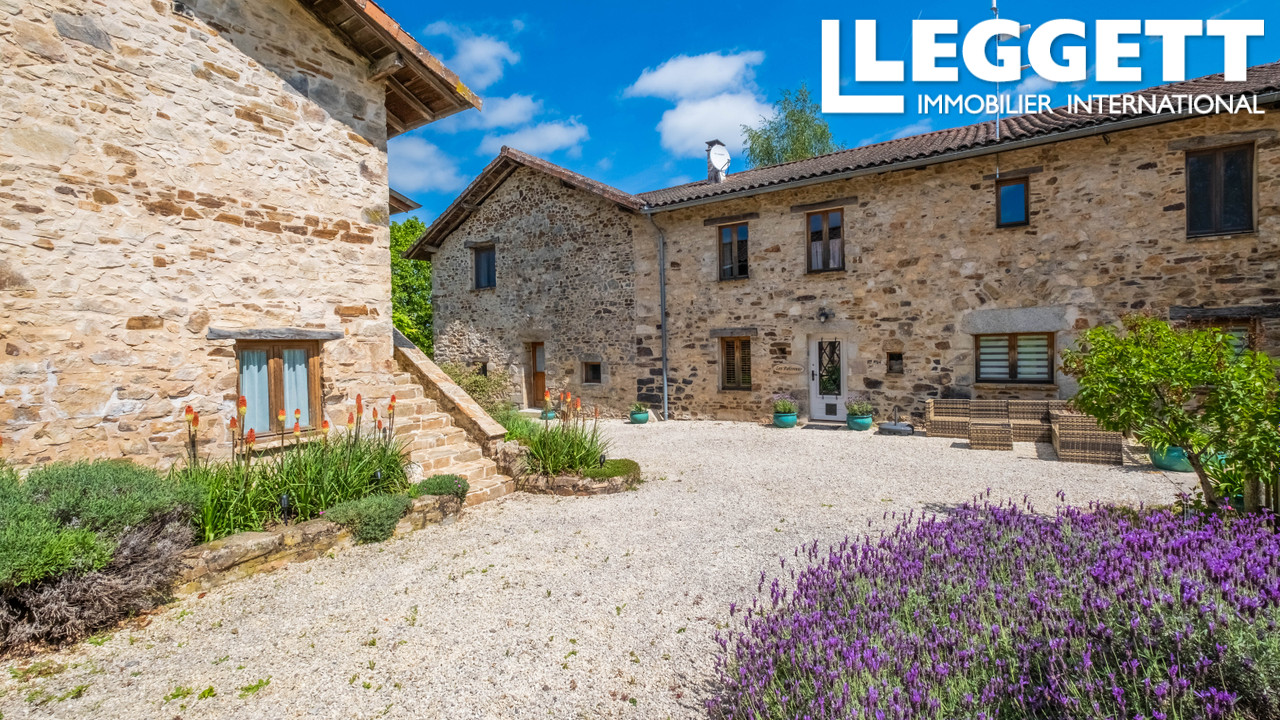 Maison 14 pièces - 395m² - ORADOUR SUR VAYRES