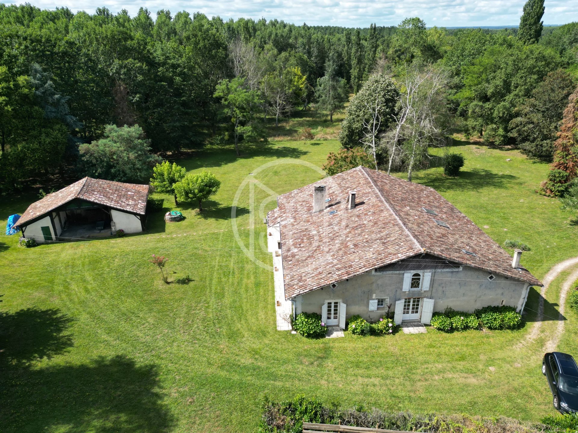 Maison 13 pièces - 340m² - BAZAS