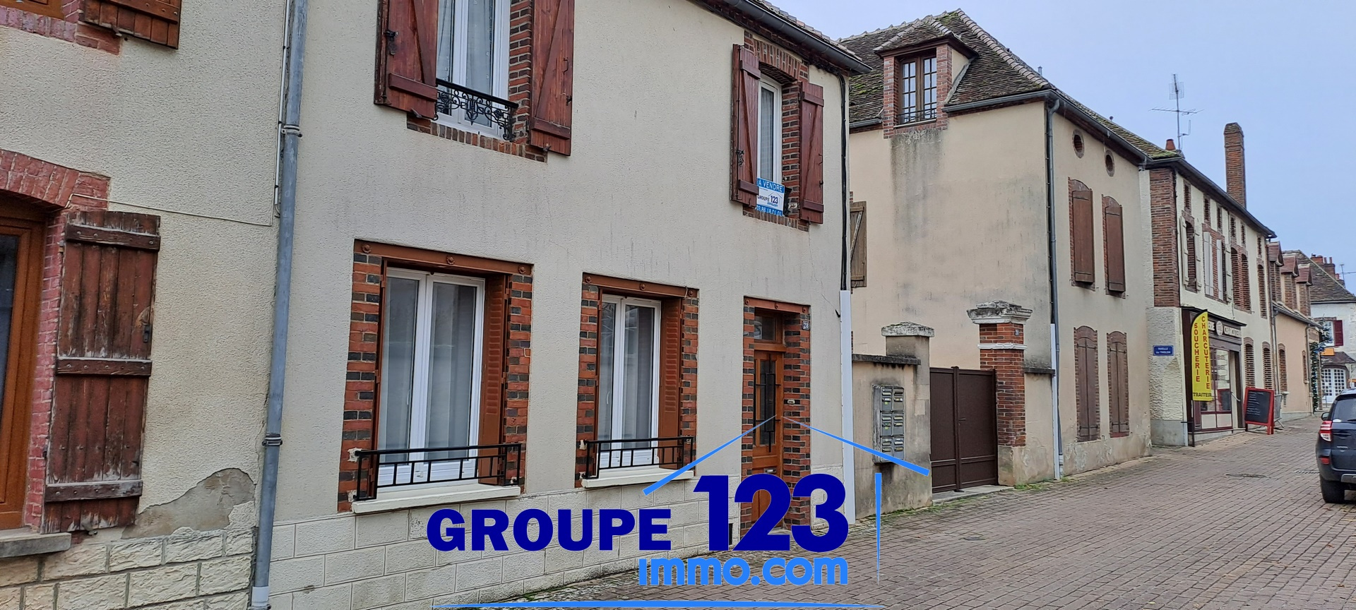 Maison 4 pièces - 98m² - AILLANT SUR THOLON