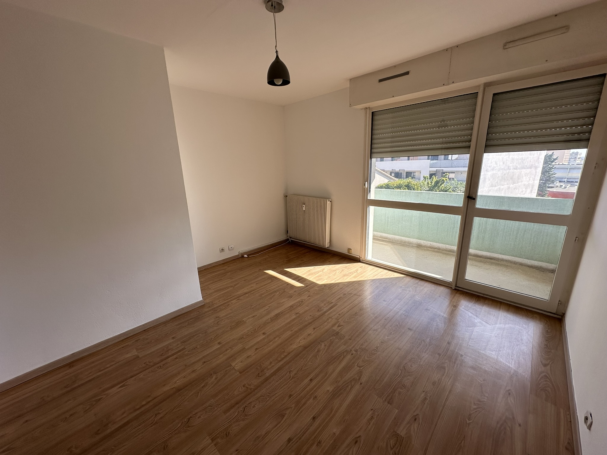 Appartement 1 pièce - 24m² - NIMES