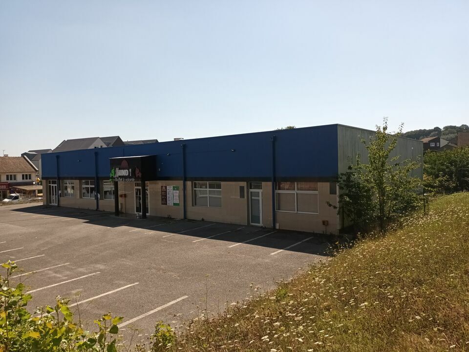 Local commercial  - 800m² - MONTIVILLIERS