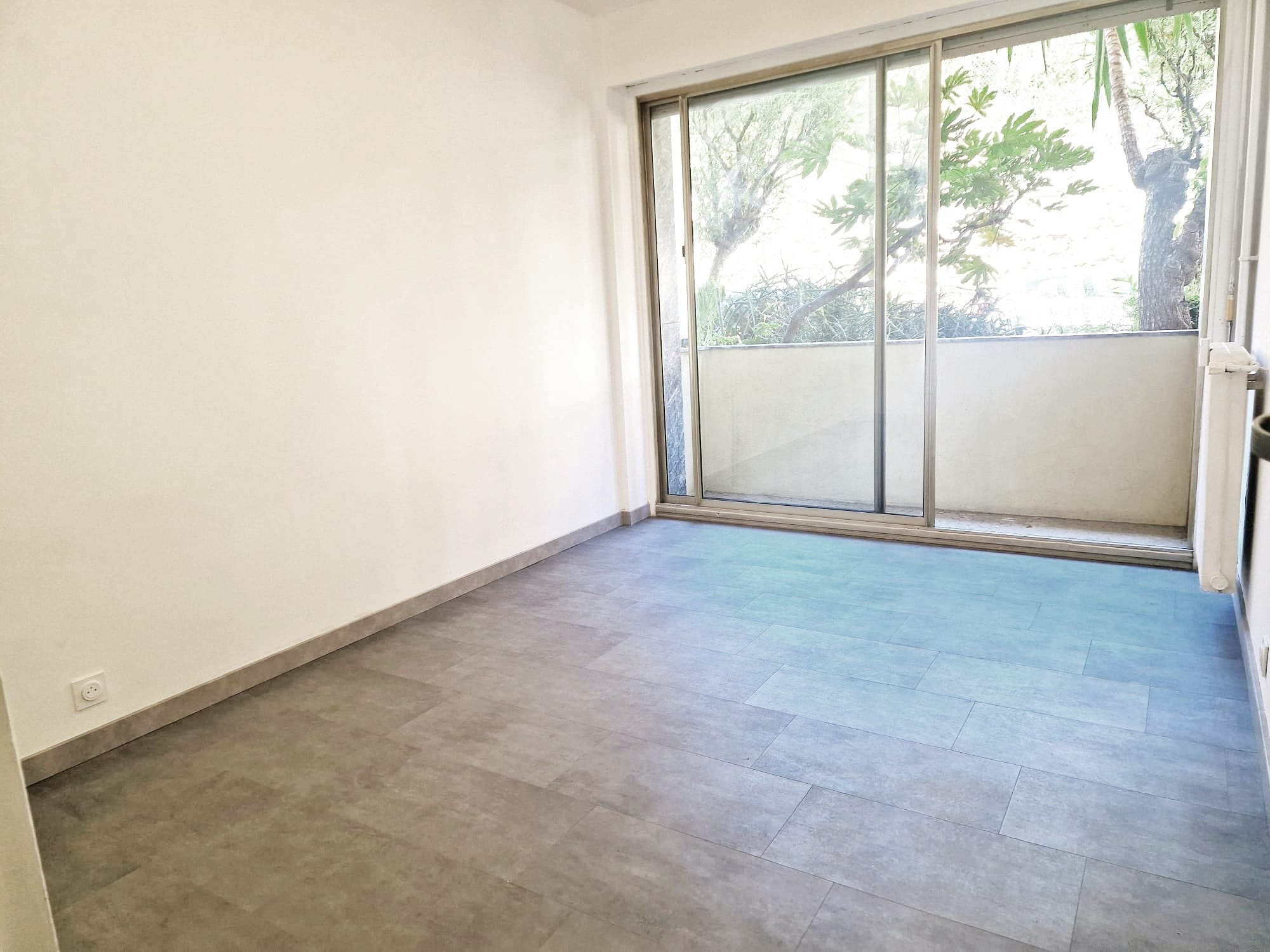 Appartement 2 pièces - 49m² - MENTON