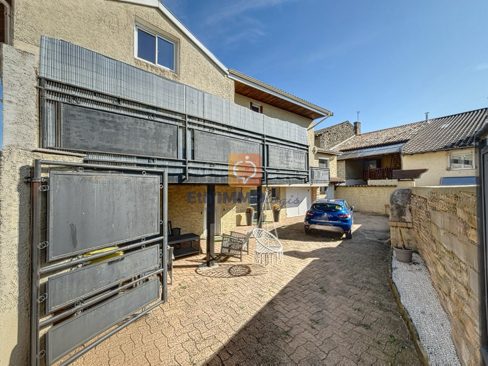 Maison  - 99m² - ST ALBAIN