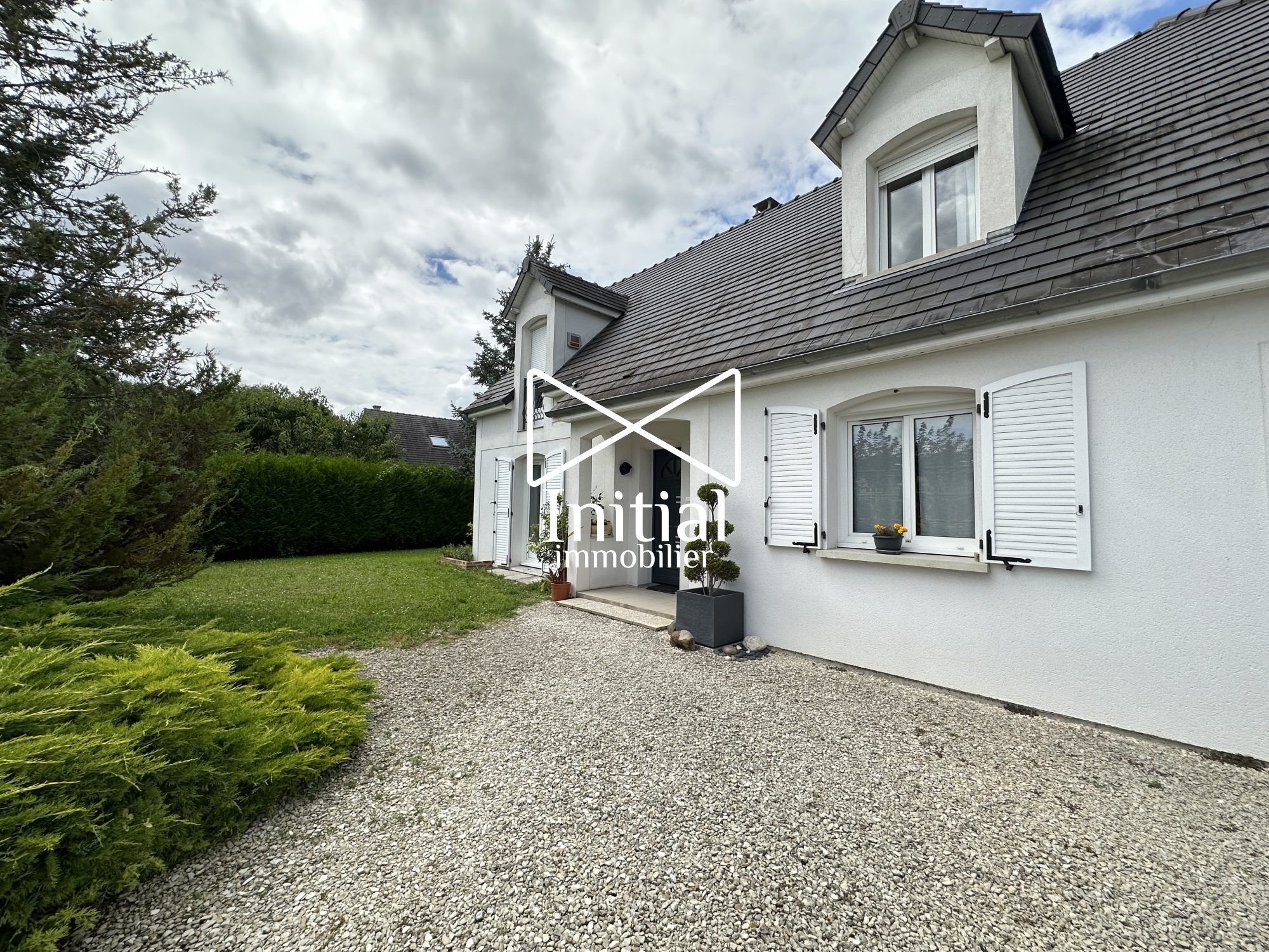 Maison 6 pièces - 144m² - PONT STE MARIE