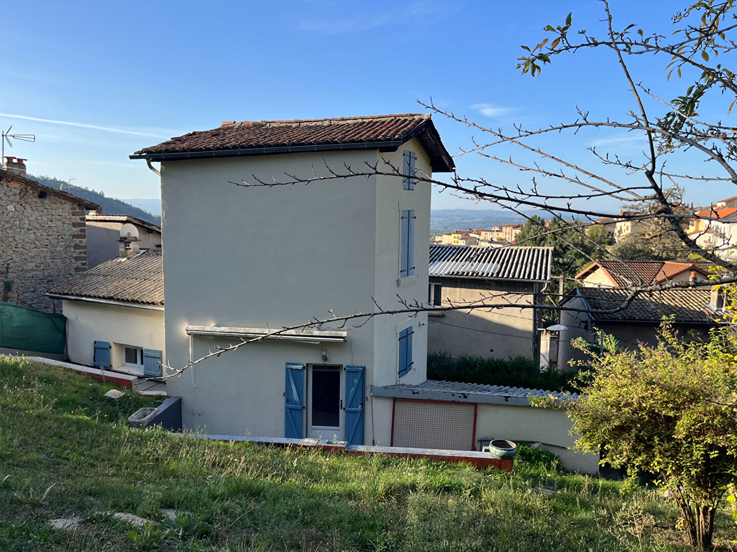 Maison 3 pièces - 76m² - THIERS