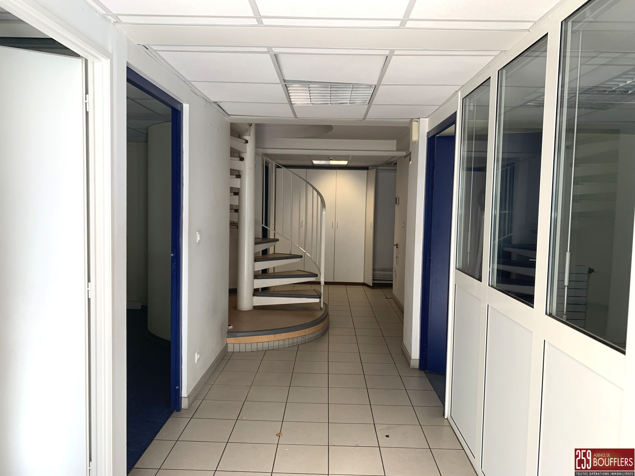 Local Professionnel  - 200m² - NANCY