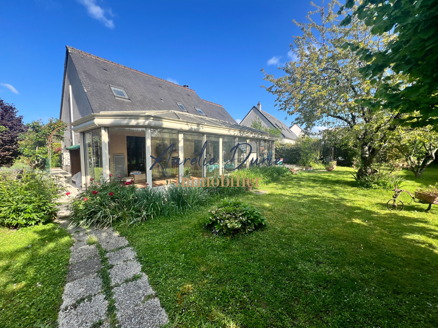 Maison 6 pièces - 120m² - LUYNES