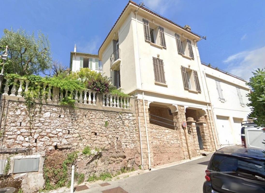 Maison 5 pièces - 109m² - CANNES