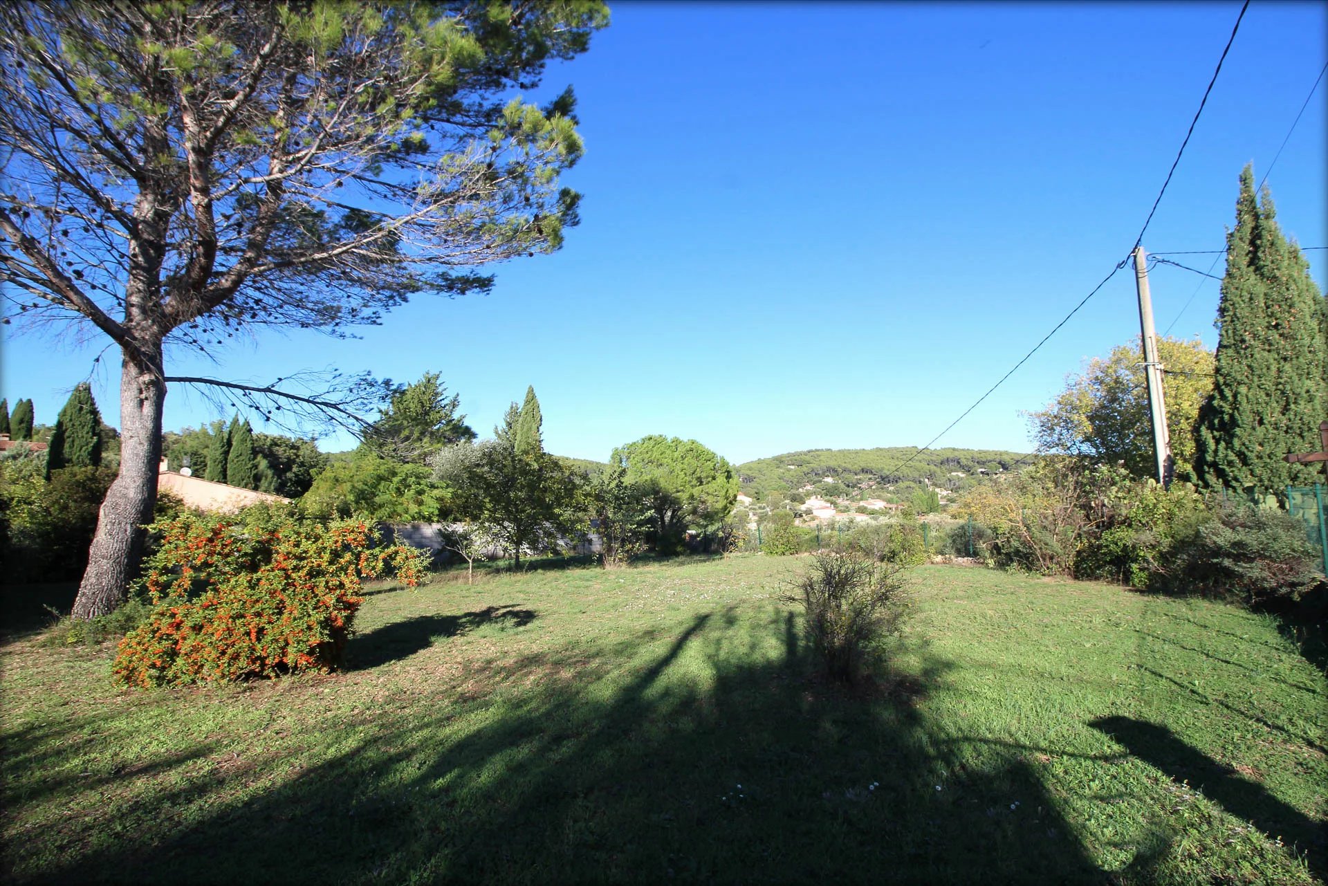 Terrain  - 1 000m² - LORGUES