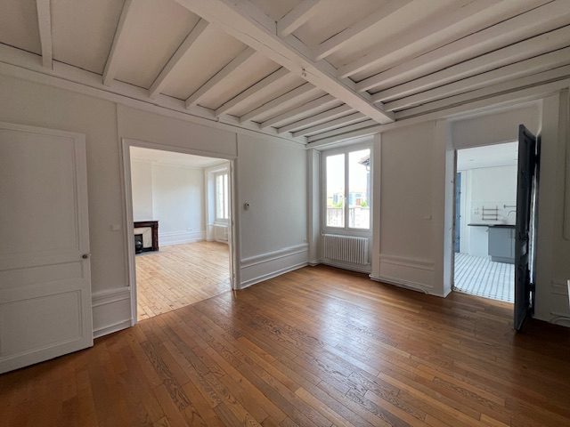 Appartement 5 pièces - 167m² - ST ETIENNE