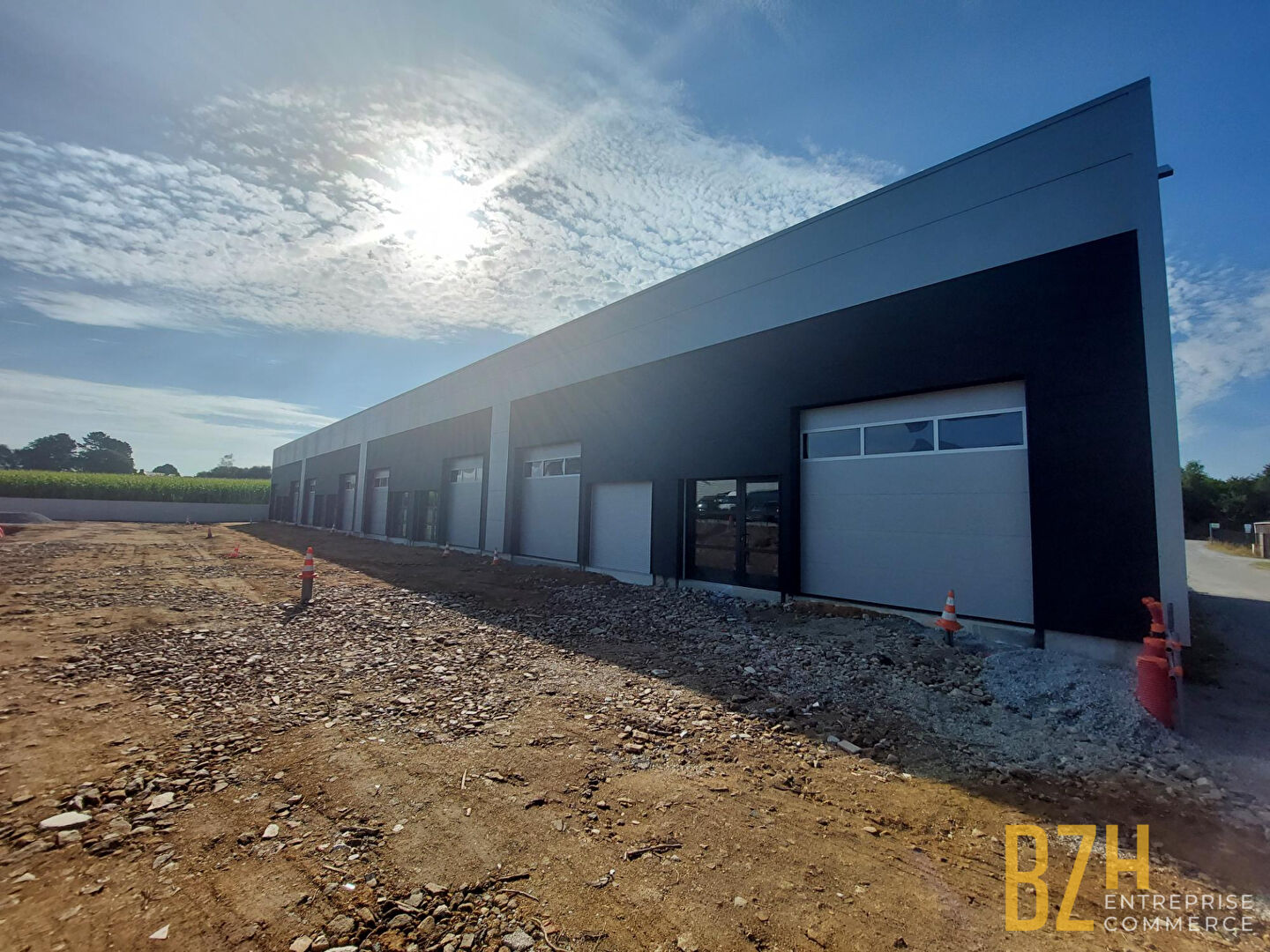 Local industriel  - 130m²