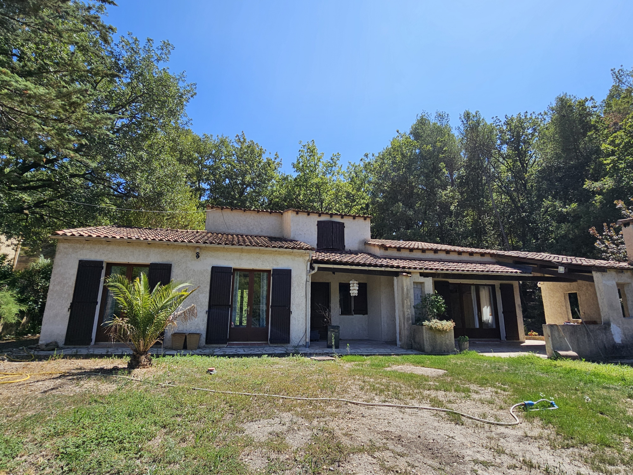 Maison 7 pièces - 173m² - LA ROQUE D ANTHERON