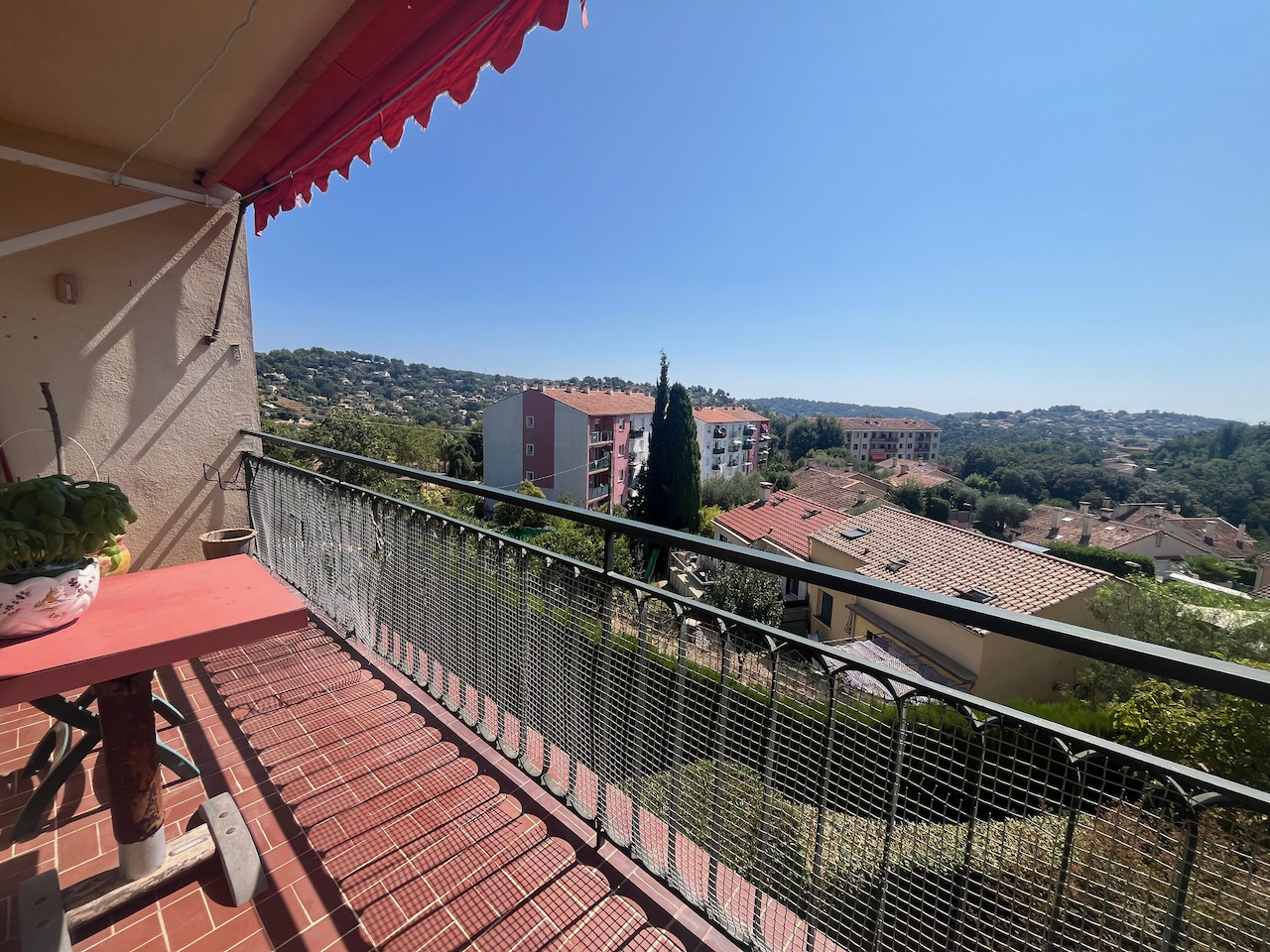 Appartement 4 pièces - 83m² - VENCE