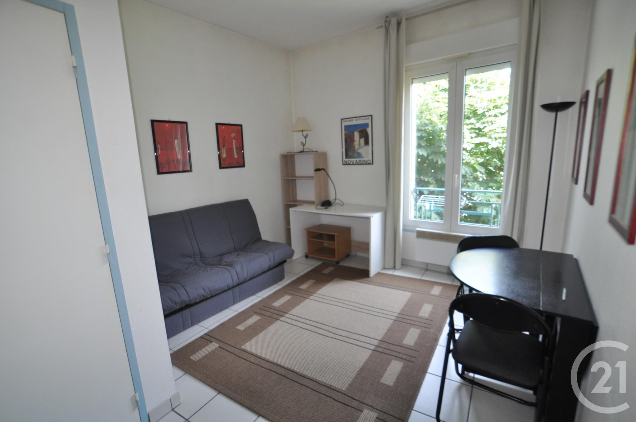 Appartement 1 pièce - 17m² - RODEZ