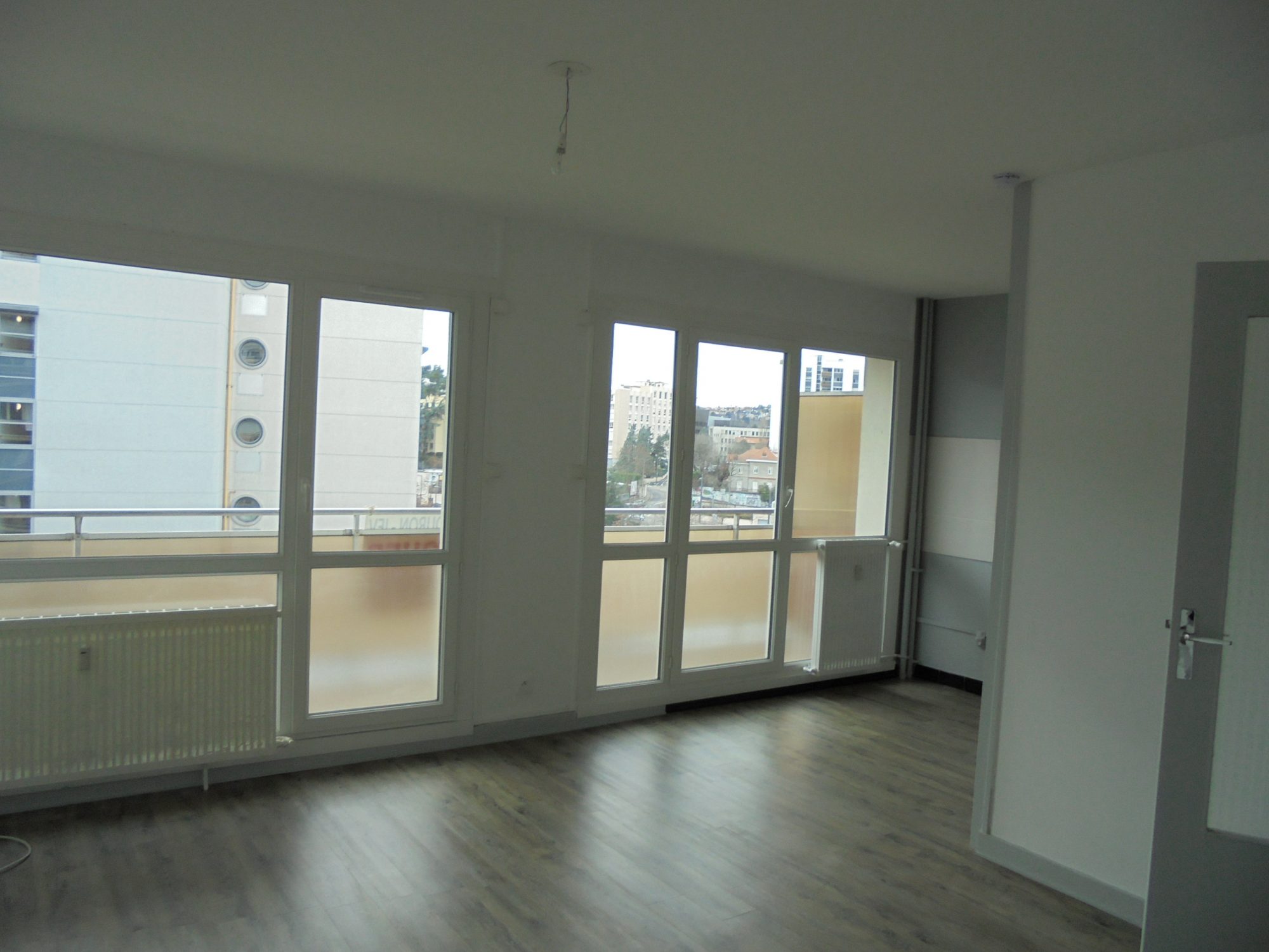 Appartement 1 pièce - 31m² - ST ETIENNE