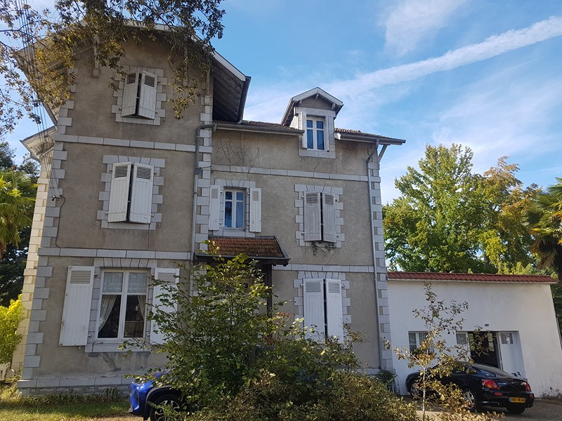 Maison 11 pièces - 350m² - SALIES DE BEARN