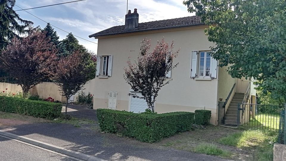 Maison 5 pièces - 109m² - BELLERIVE SUR ALLIER