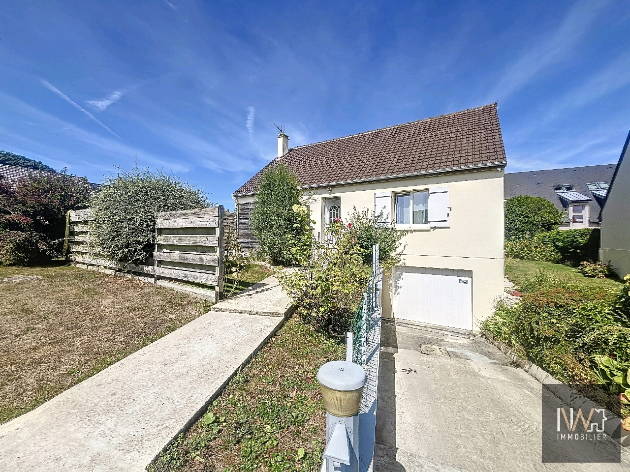 Maison 4 pièces - 73m² - PORT EN BESSIN HUPPAIN