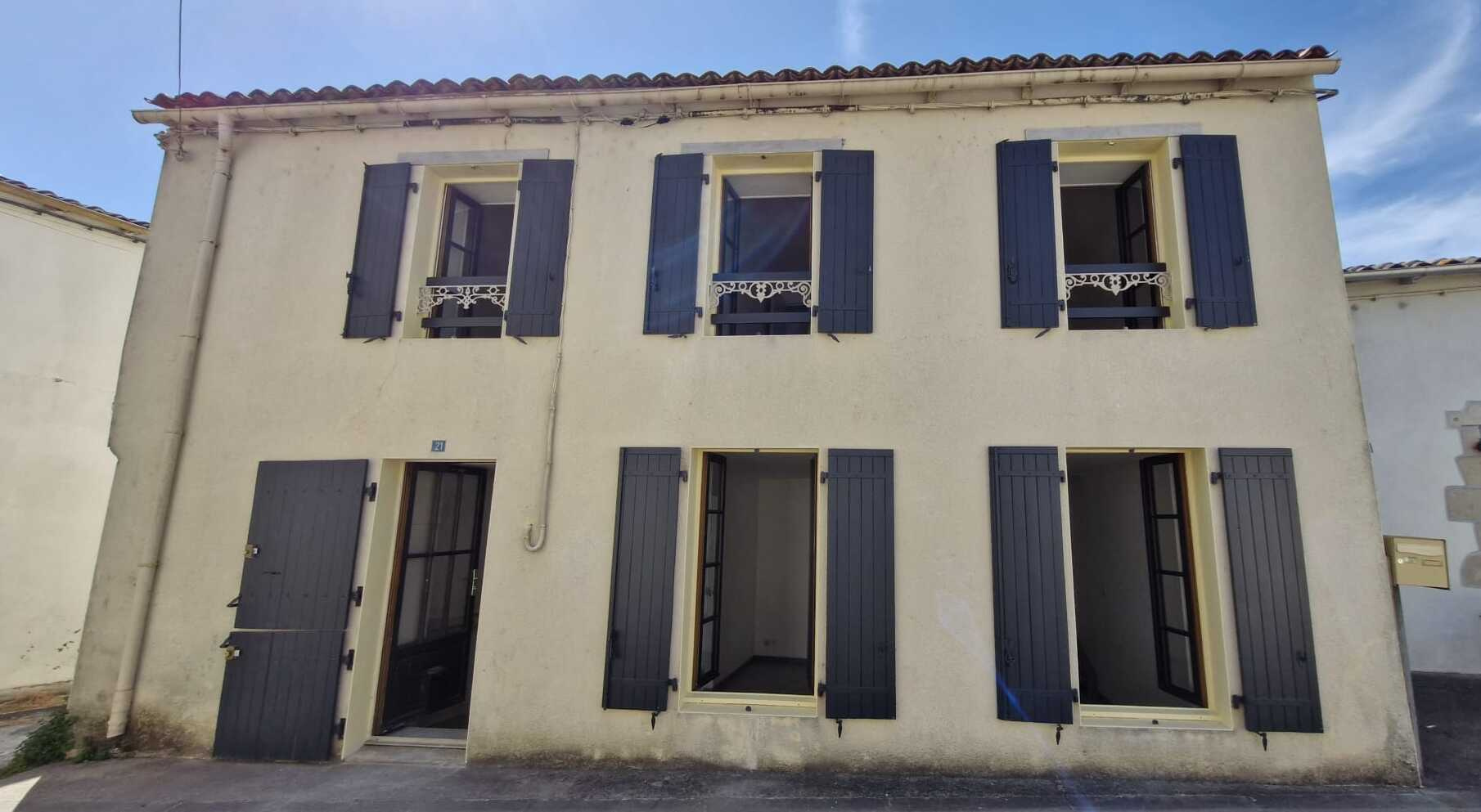 Maison 3 pièces - 55m² - ST FORT SUR GIRONDE