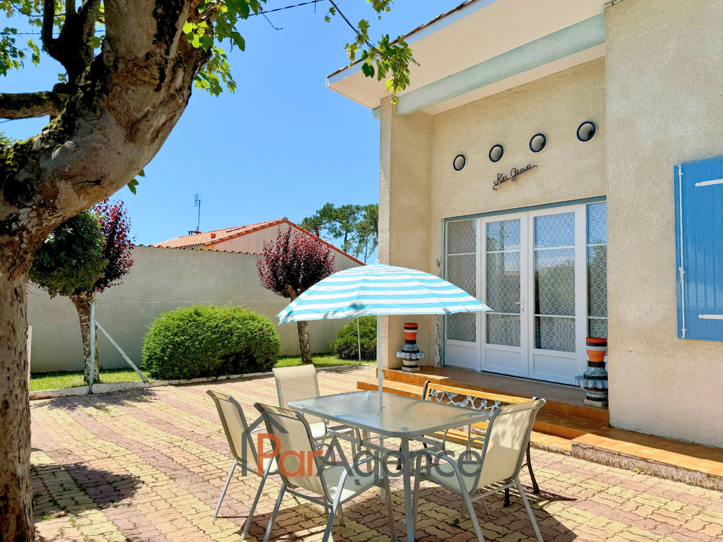 Maison 4 pièces - 63m² - ST PALAIS SUR MER