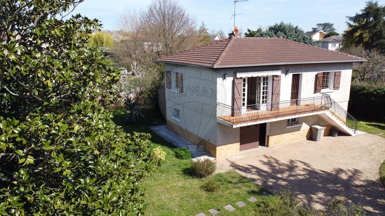 Maison 4 pièces - 85m² - ARNAS