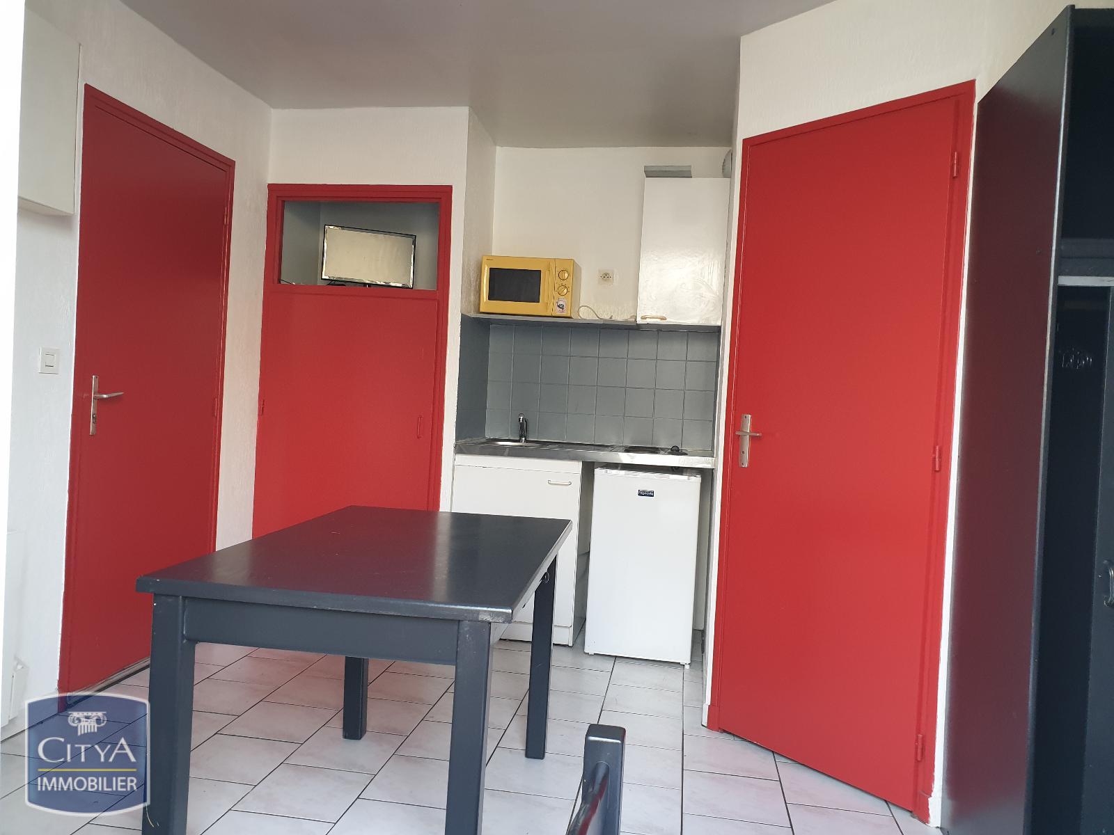 Appartement 1 pièce - 18m² - CHALON SUR SAONE